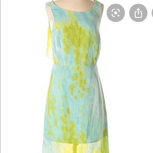 Jessica Simpson hi-low dress